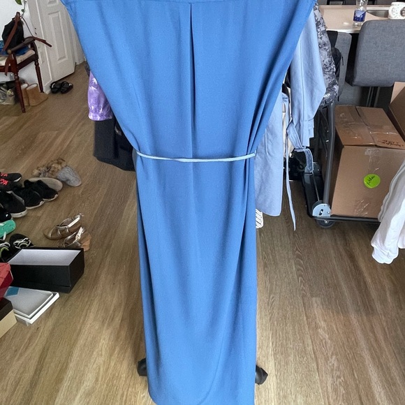 Blue dress - Picture 2 of 3